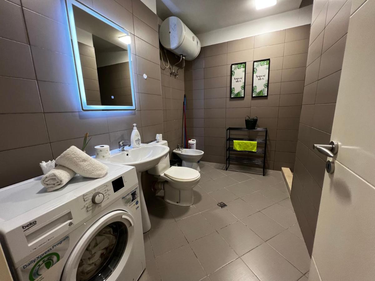 Appartement Tirana Main Square Extérieur photo