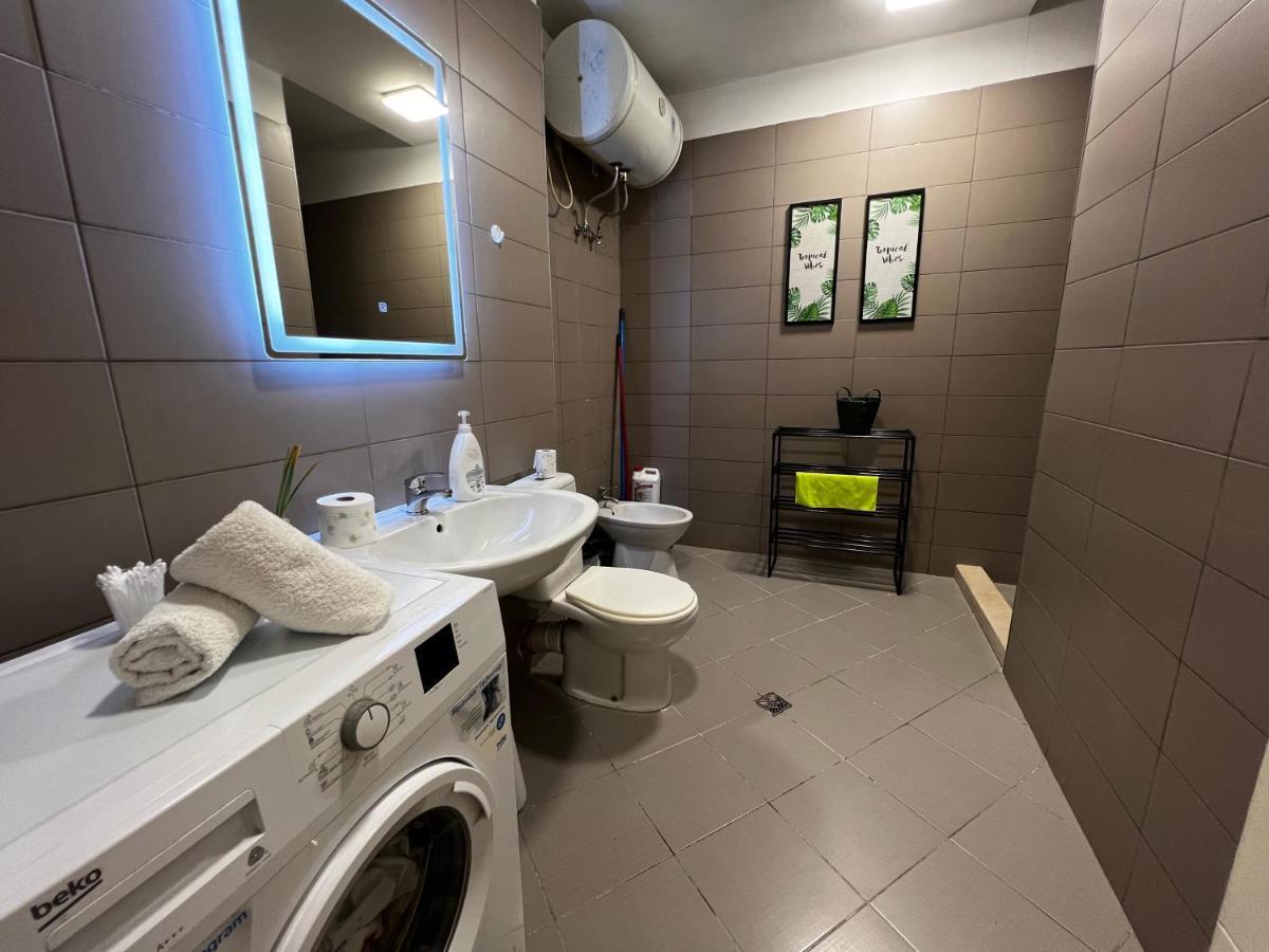 Appartement Tirana Main Square Extérieur photo